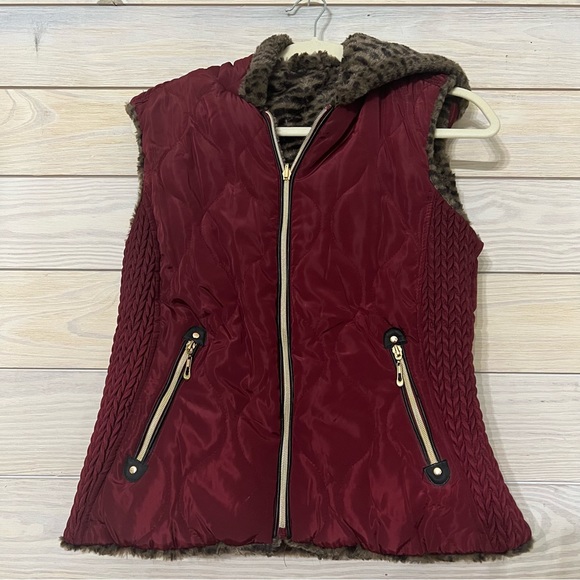 Reversible puffer jacket - burgundy and animal print with details of gold - Picture 1 of 8